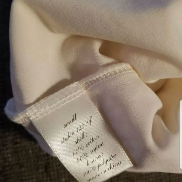 Francesca's Alya Ivory Lace & Mesh Shorts Sz. Small Boho, Embroidered, Floral - Picture 5 of 7